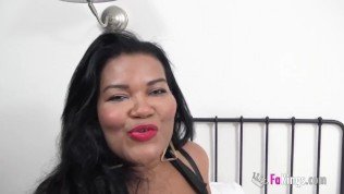 BIGGEST TITS we’ve seen in ages! Jennifer will teach a young guy a lesson in interracial sex